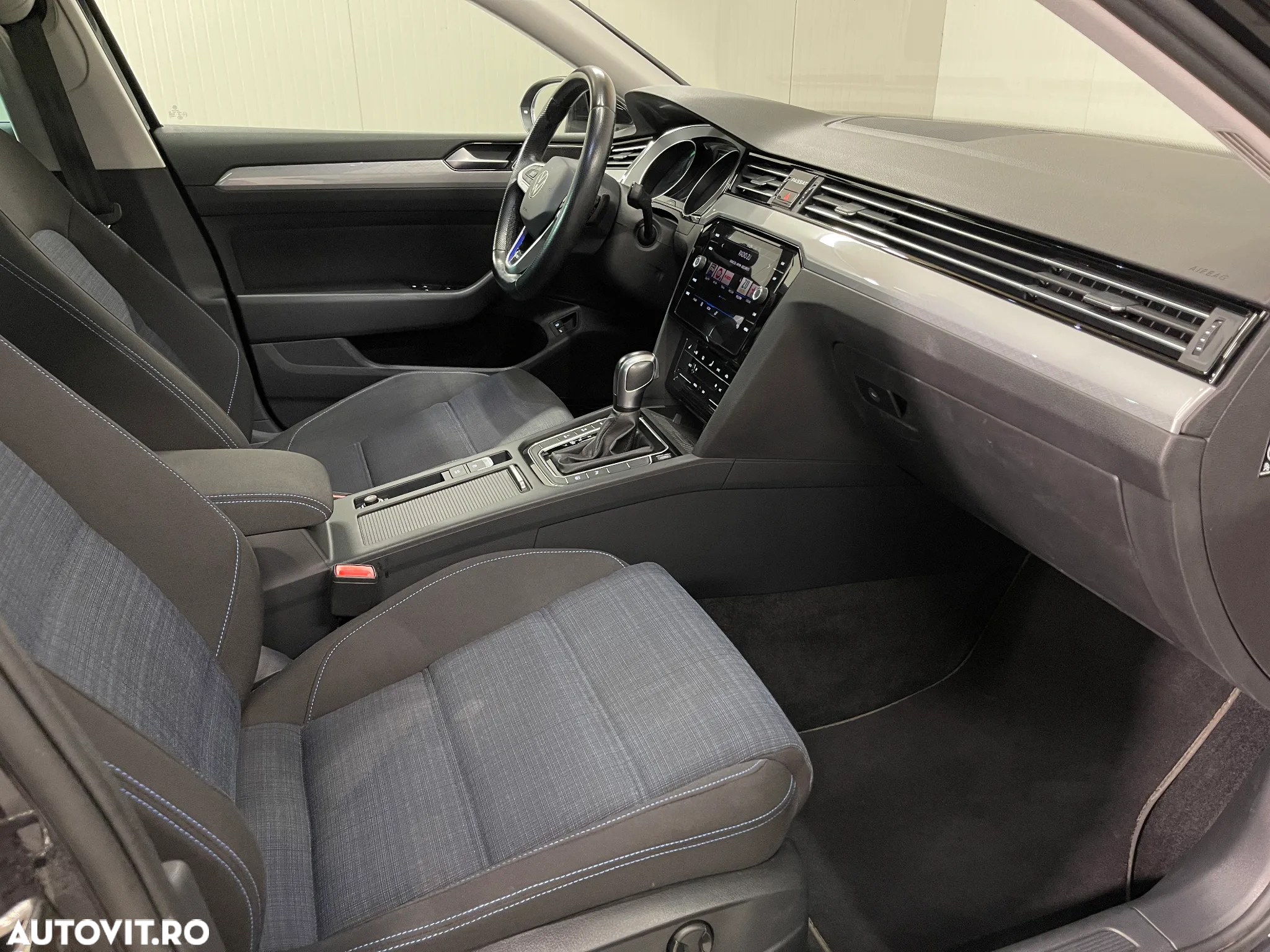Volkswagen Passat GTE - 11
