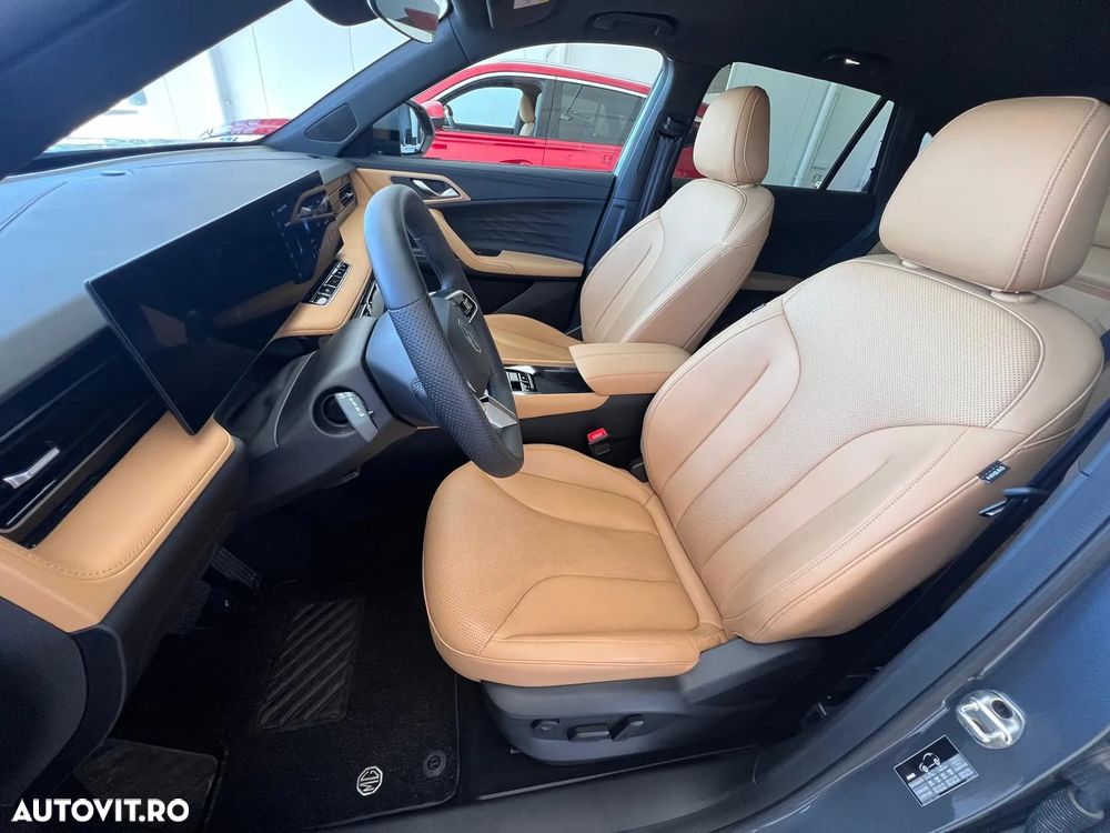 MG HS 1.5 T-GDi 7DCT Exclusive - 10