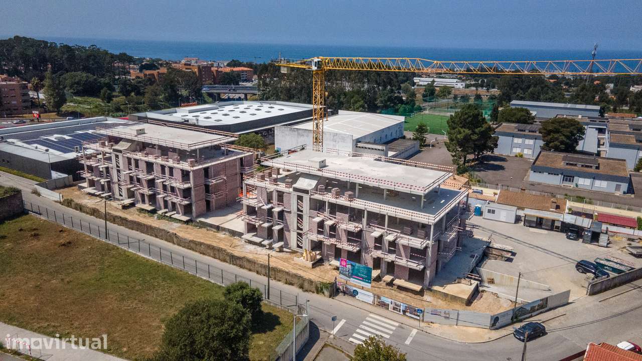 T1 com Terraço – Arcozelo -  junto à Praia da Granja - CO - Grande imagem: 3/6