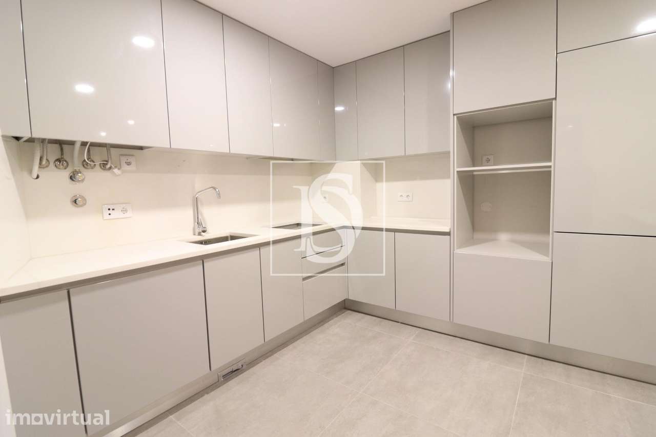 Apartamento T4 Venda em Póvoa de Varzim, Beiriz e Argivai,Póvoa de Var - Grande imagem: 2/14