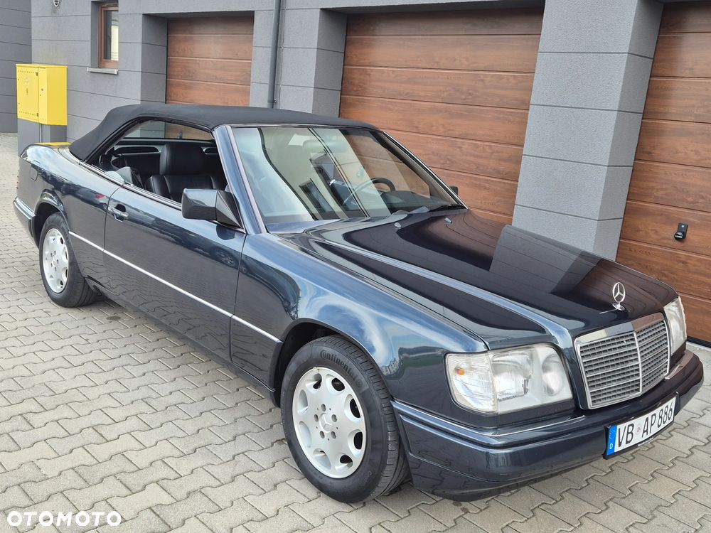 Mercedes-Benz Klasa E - 33
