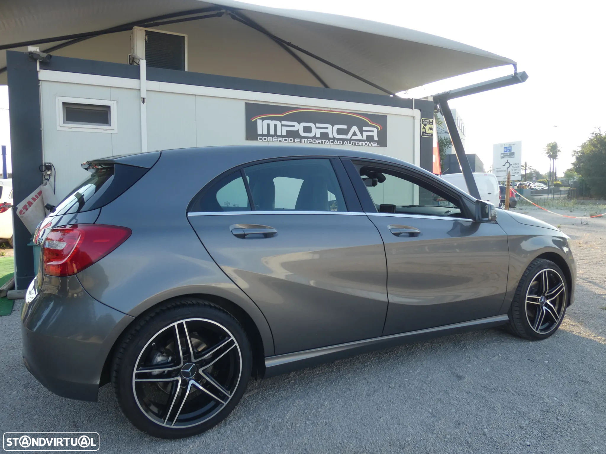 Mercedes-Benz A 180 d AMG Line - 2