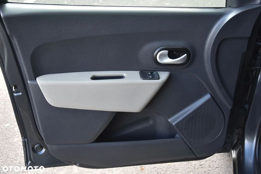 Dacia Dokker 1.6 MPI 85 Ambiance - 24