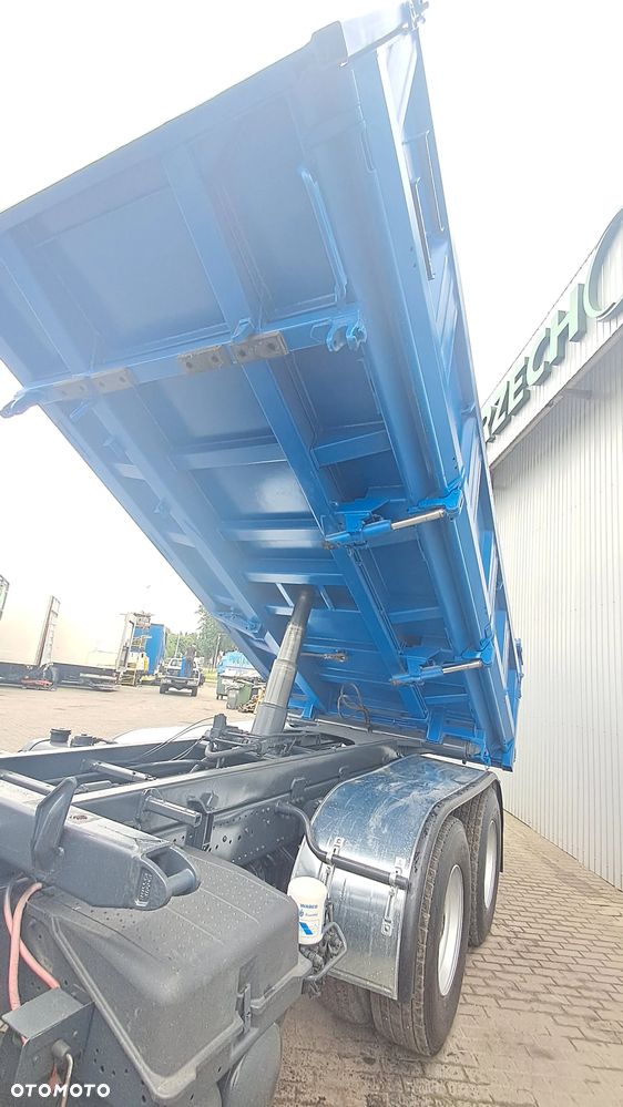 Mercedes-Benz AXOR 2633 - 17