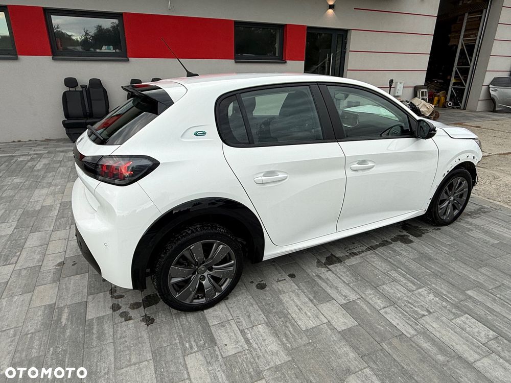 Peugeot 208 50kWh Active - 2