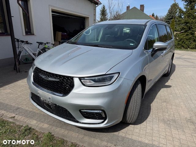 Chrysler Pacifica - 10