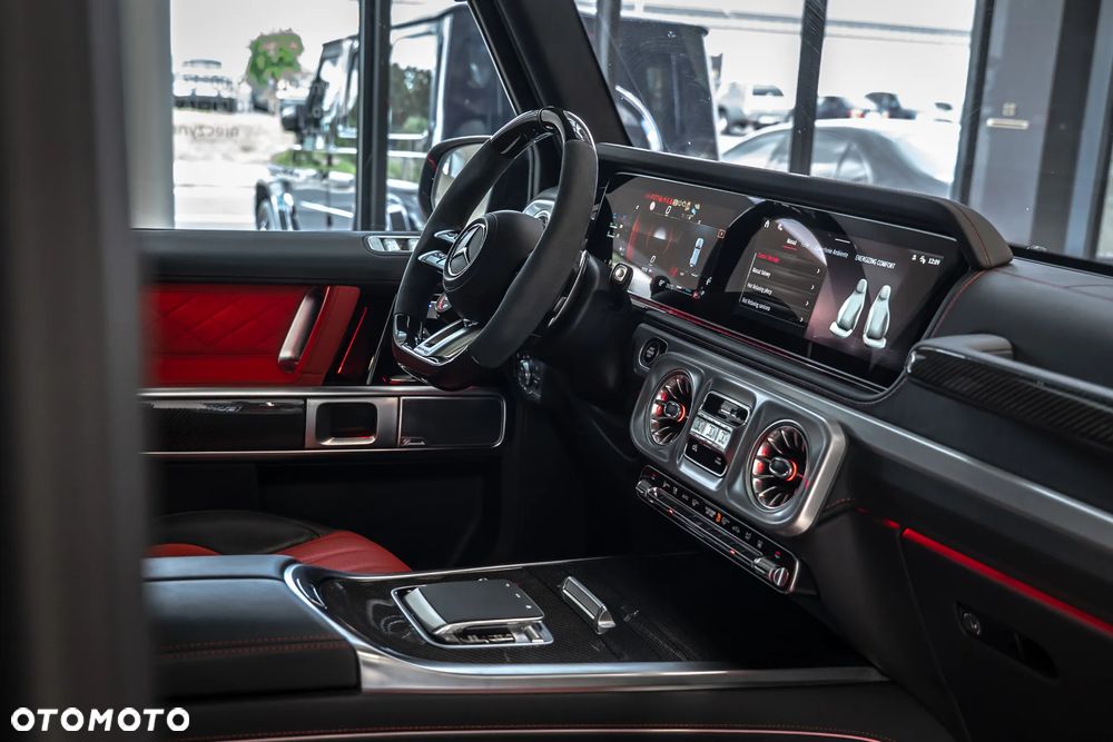 Mercedes-Benz Klasa G AMG 63 mHEV 9G-TCT - 38