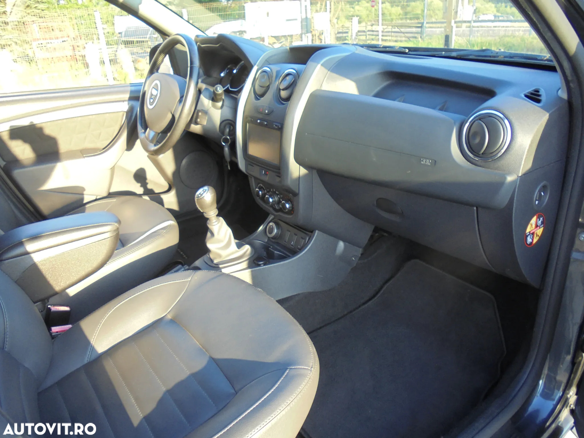 Dacia Duster 1.5 dCi 4WD Prestige jante 16" - 10