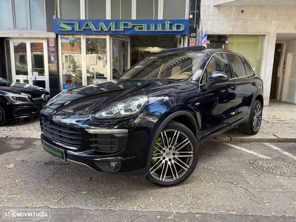 Porsche Cayenne - 2