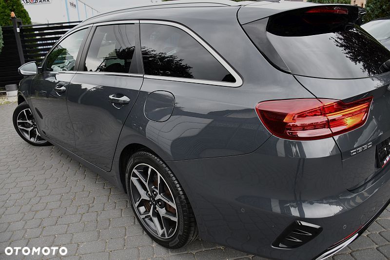 Kia Ceed 1.5 T-GDI OPF GT Line - 33