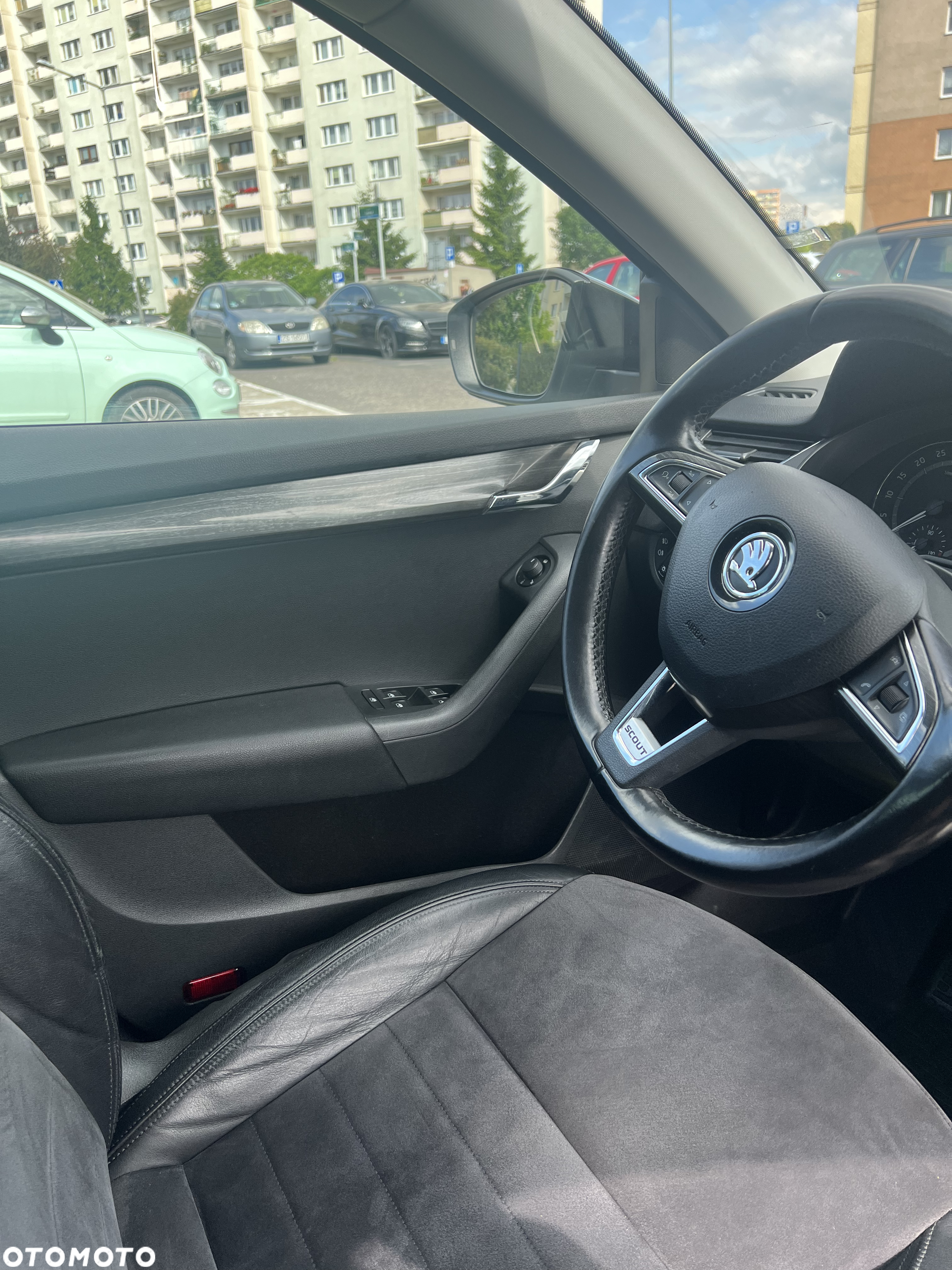 Skoda Octavia Scout 2.0 TDI 4x4 DSG - 22