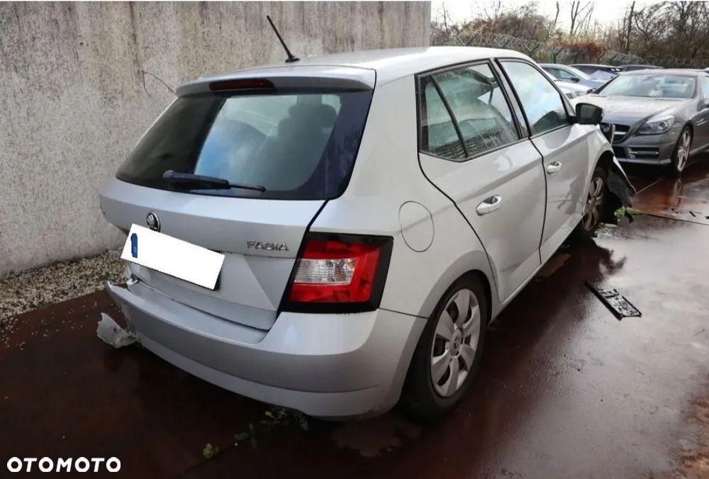 Skoda Fabia 1.0 MPI Ambition - 1