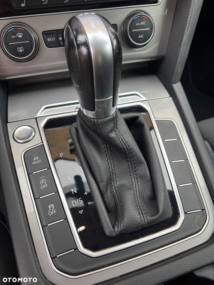 Volkswagen Passat Alltrack 2.0 TDI SCR 4Motion DSG (BMT) - 12