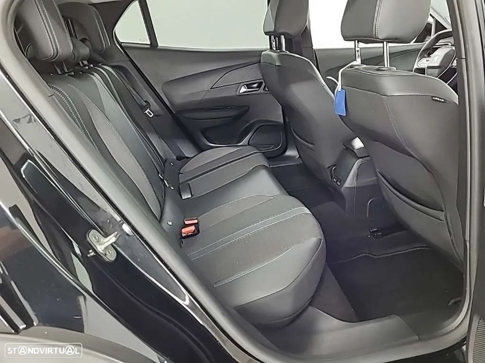Peugeot 2008 1.2 PureTech Allure Pack EAT8 - 6