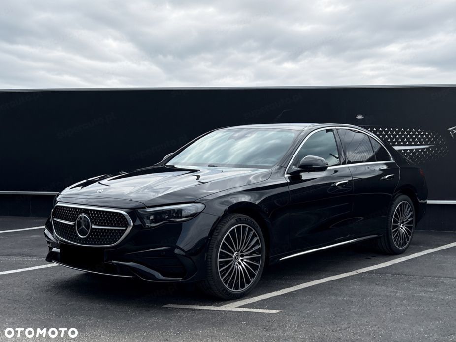 Mercedes-Benz Klasa E 220 d mHEV 4-Matic AMG 9G-Tronic - 3