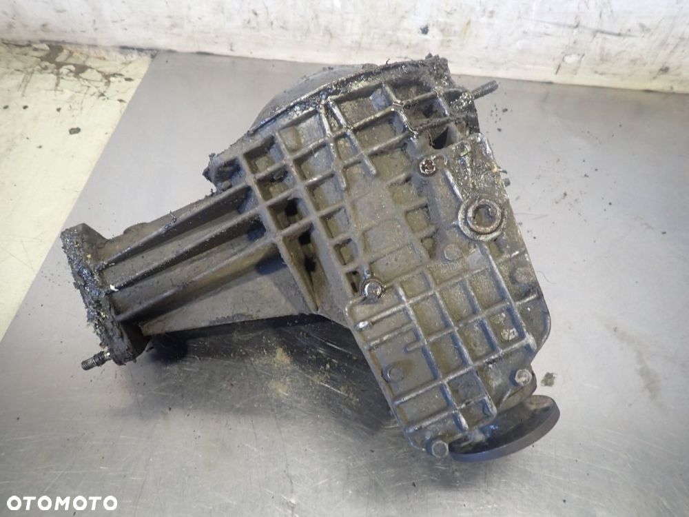 DYFERENCJAŁ PRZÓD LADA NIVA - 7
