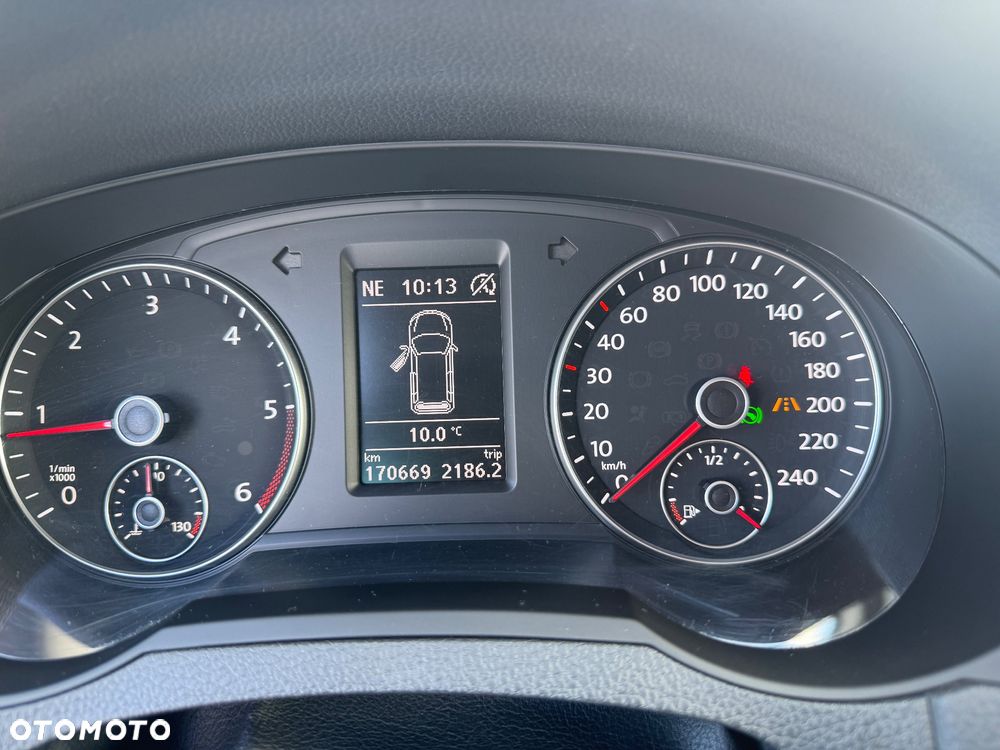 Volkswagen Sharan - 9