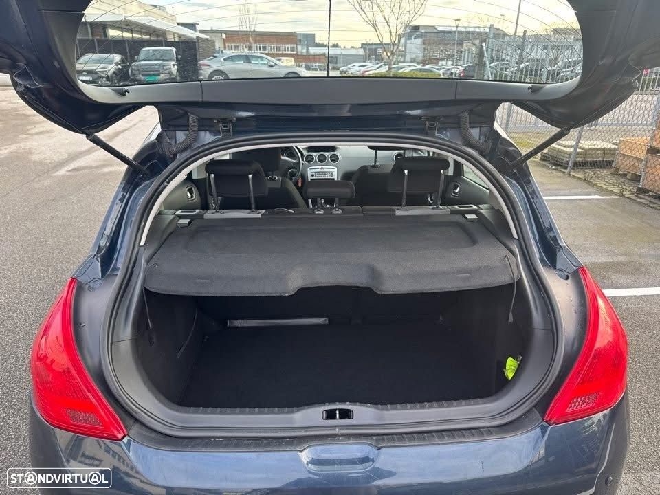 Peugeot 308 1.6 HDi Active - 2