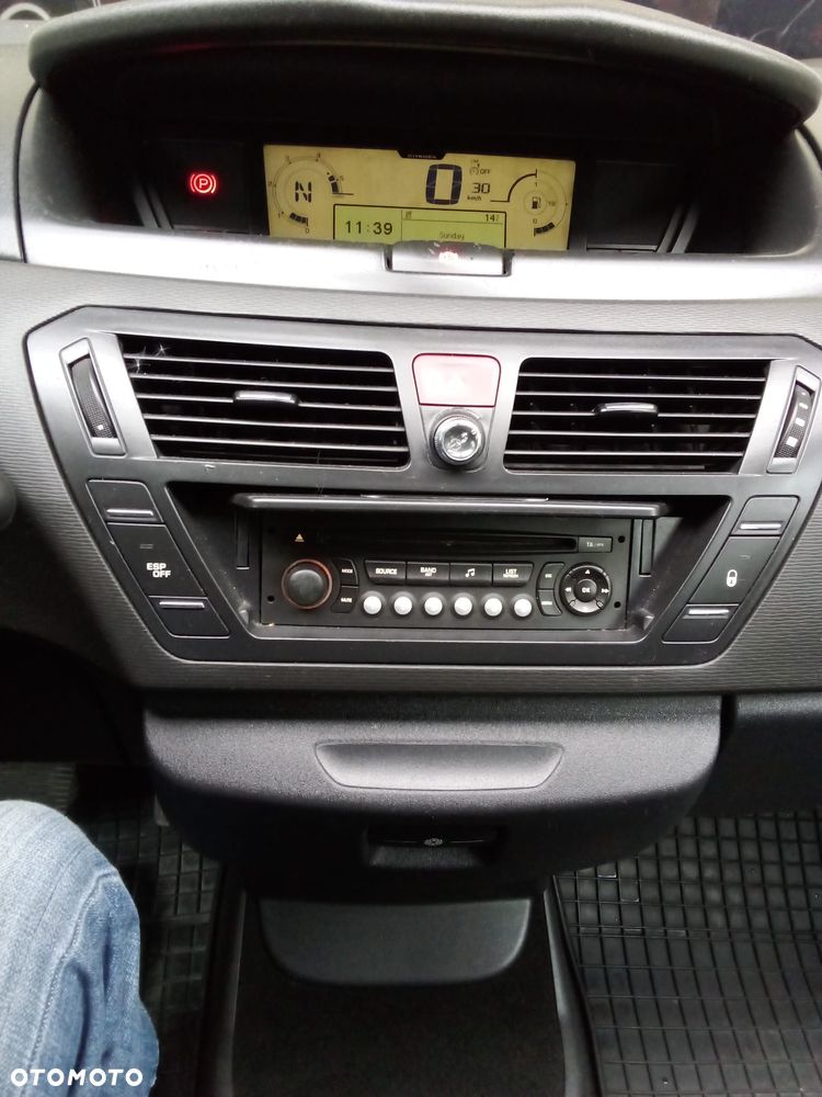 Citroën C4 Picasso 2.0 HDi Exclusive - 4