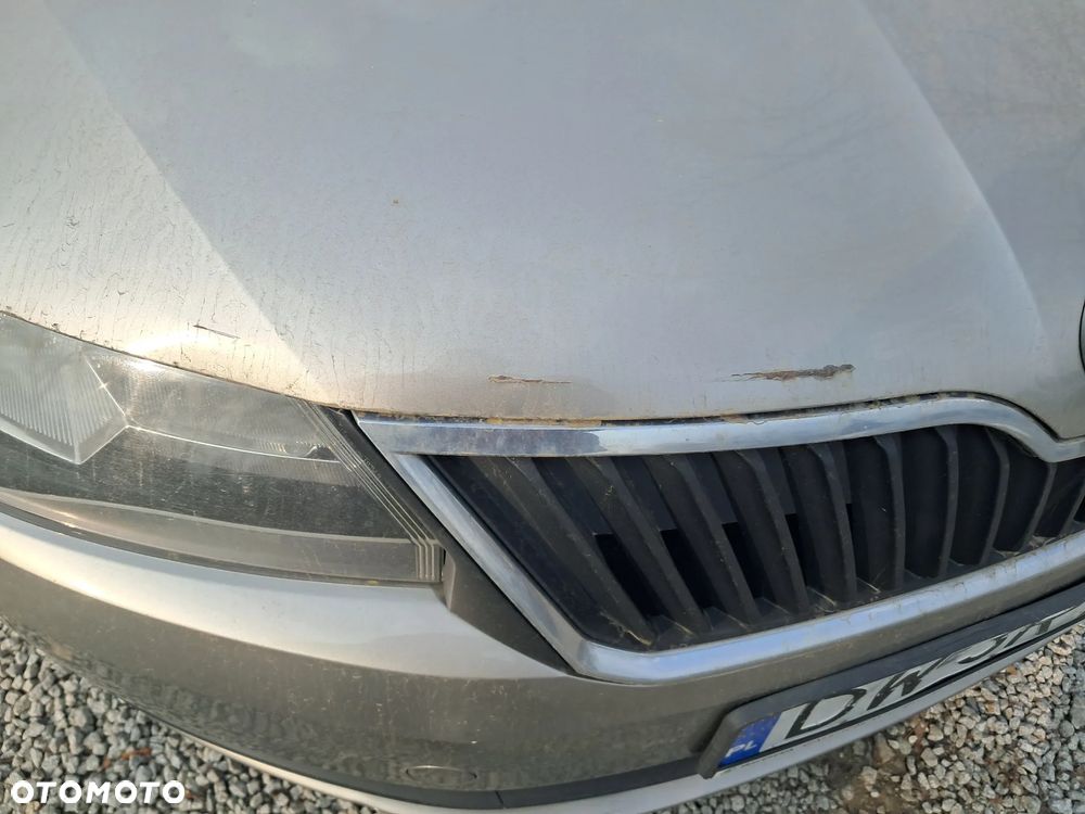 Skoda RAPID 1.2 TSI Active - 7