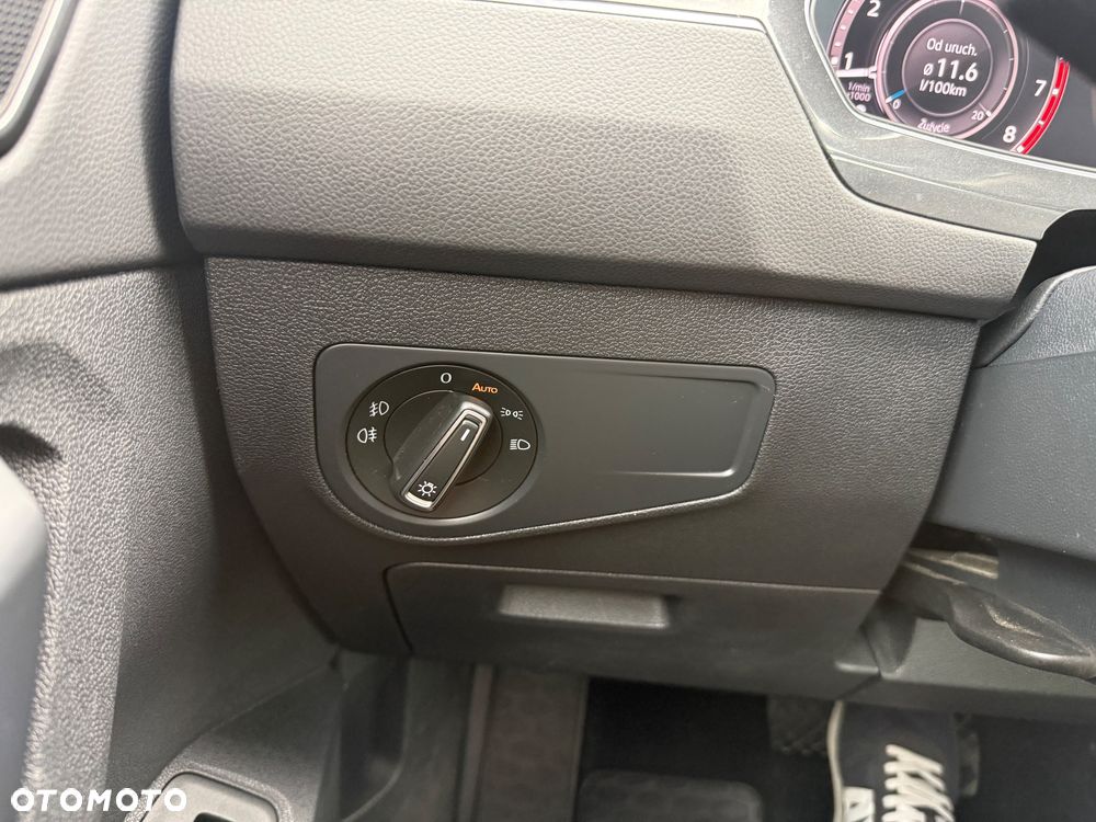 Volkswagen Tiguan - 10