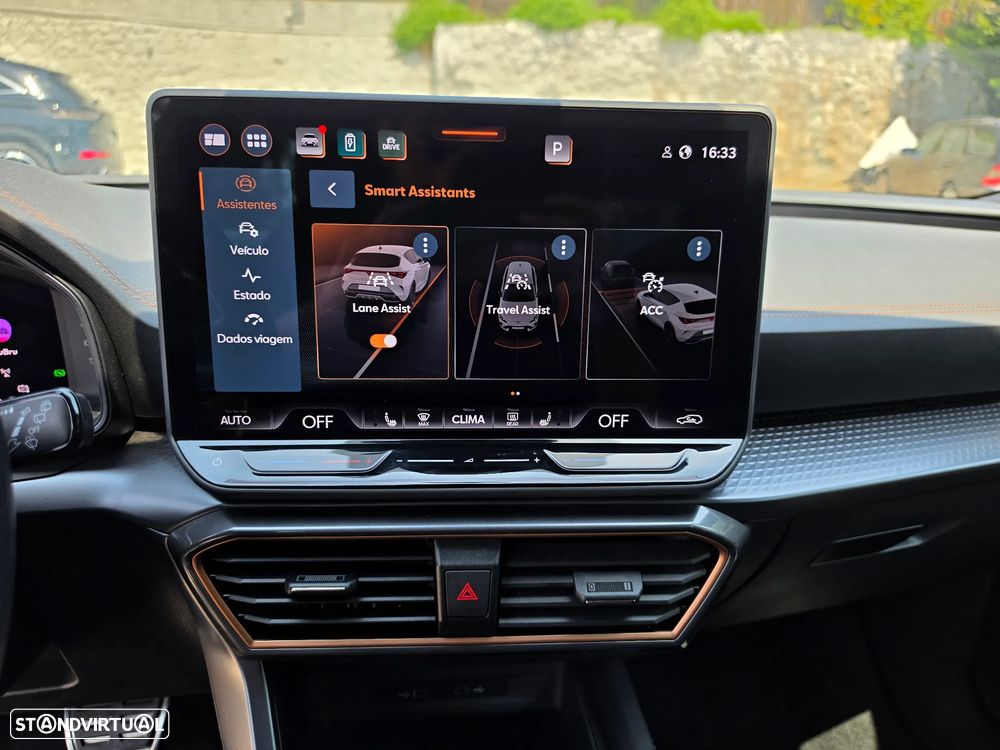 Cupra Leon 1.5 e-Hybrid DSG - 11