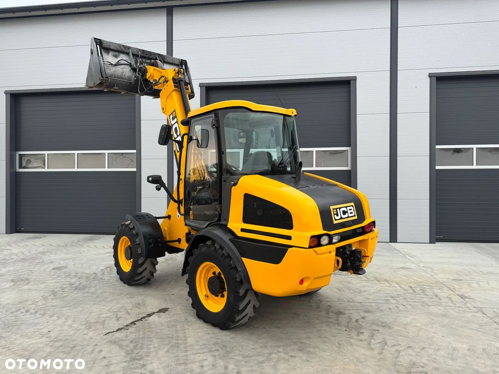 JCB ŁADOWARKA TELESKOPOWA TM220 T4A STAN JAK NOWY - 11