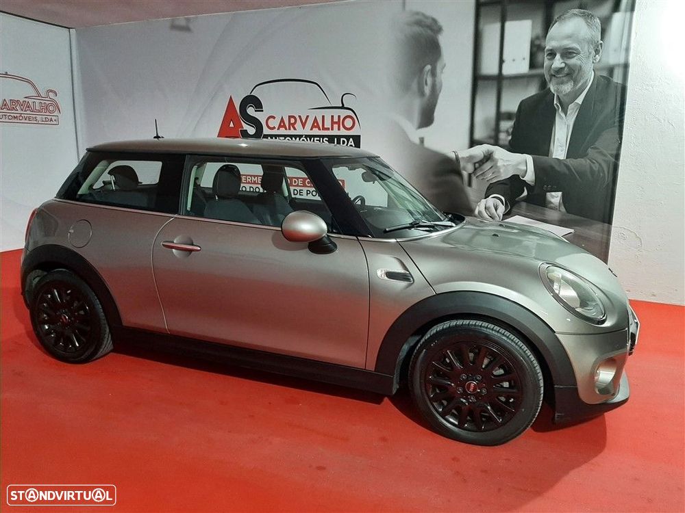 MINI 5 Portas One D - 4