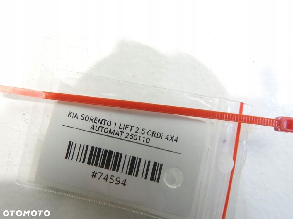 DESKA KONSOLA KOKPIT KIA SORENTO I - 4