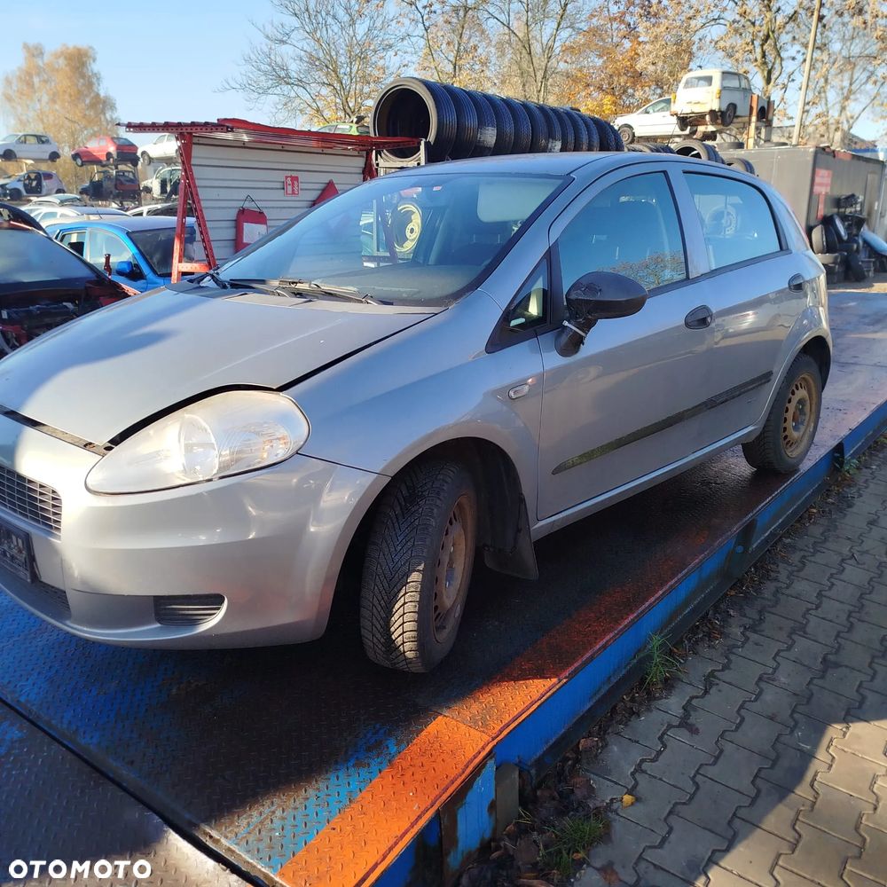 Fiat Grande Punto na części . - 2
