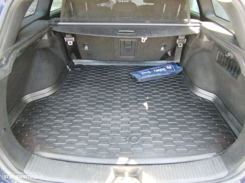 Hyundai i30 SW 1.0 T-GDi Style+Navi - 17