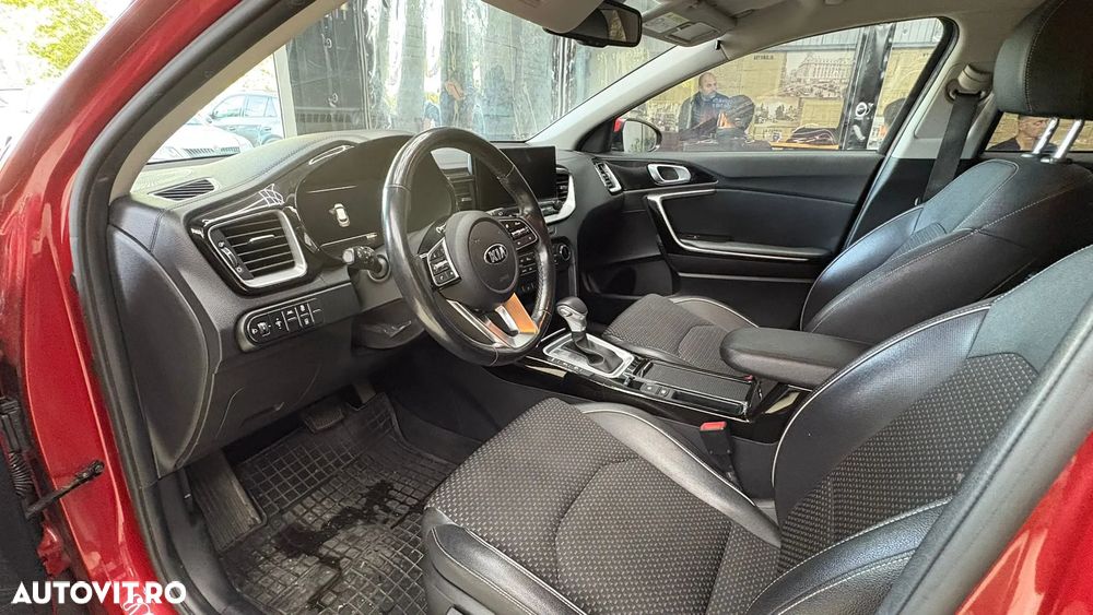Kia XCeed 1.4 T-GDI 7DCT City+ - 19