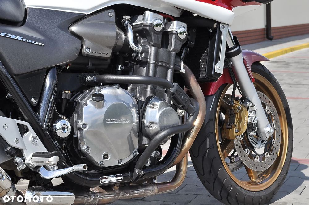 Honda CB - 8
