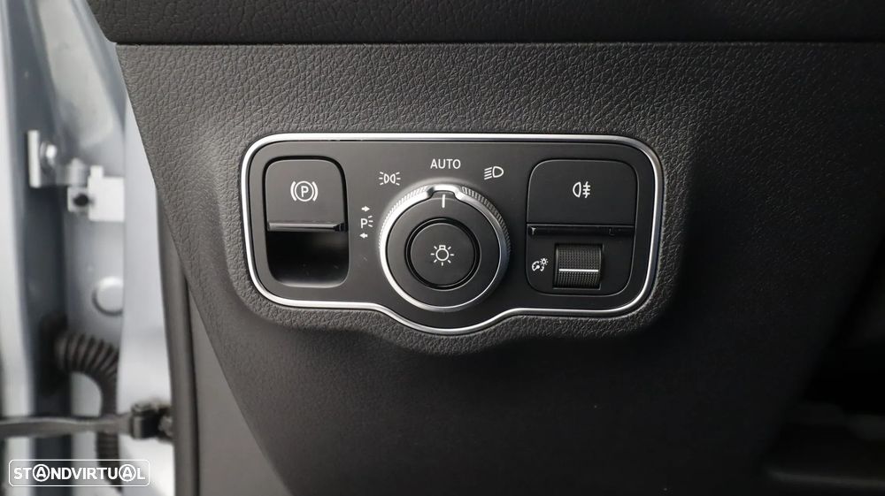 Mercedes-Benz GLB 180 d Style - 18