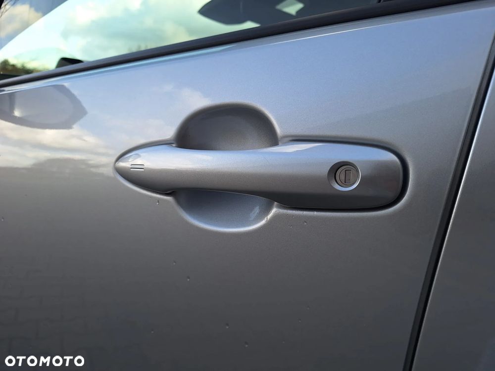 Toyota Prius 1.8 Hybrid Comfort - 23