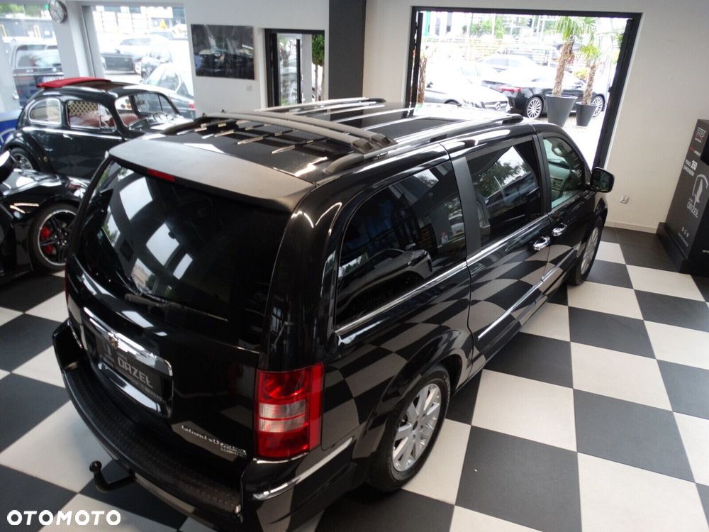 Chrysler Grand Voyager - 8