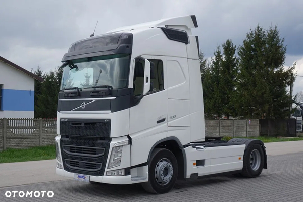 Volvo FH 500 GLOBETROTTER / STANDARD/ AUTOMAT / EURO 6 / 2 ZBIORNIKI / LODÓWKA / KLIMA POSTOJOWA