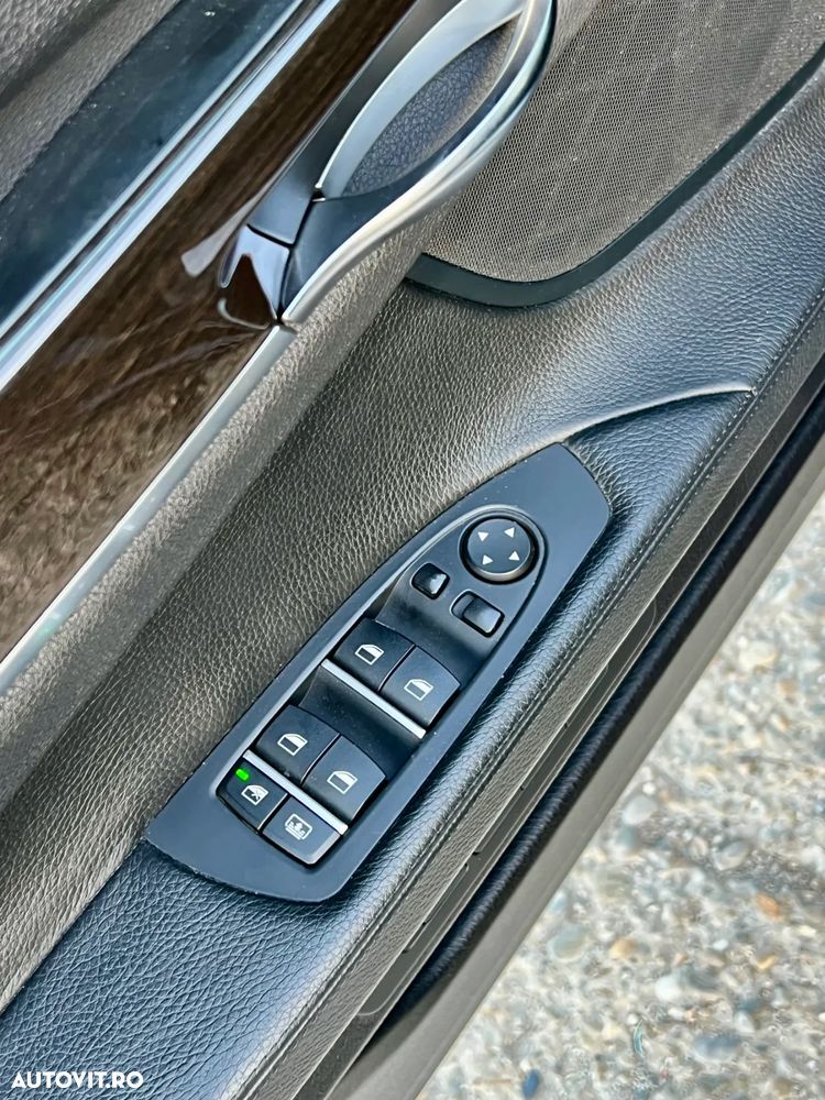 BMW Seria 7 730d - 11