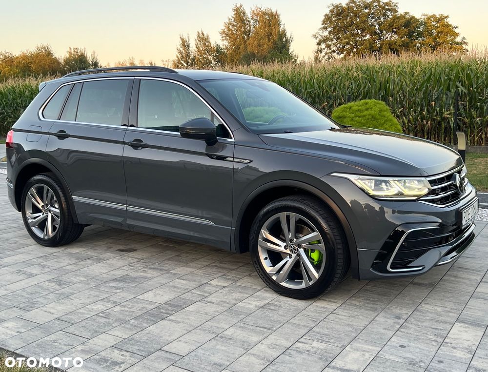 Volkswagen Tiguan 2.0 TDI SCR 4MotION DSG R-Line - 12