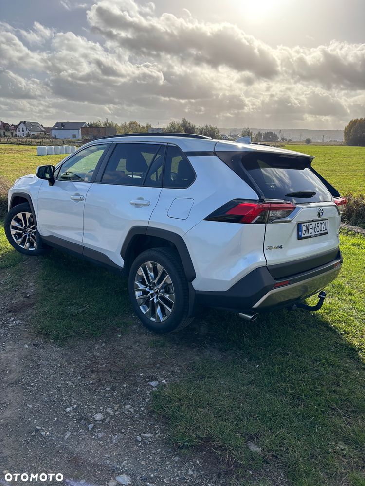 Toyota RAV4 - 4