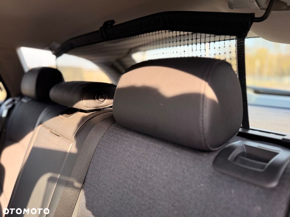 BMW Seria 5 520d xDrive - 16