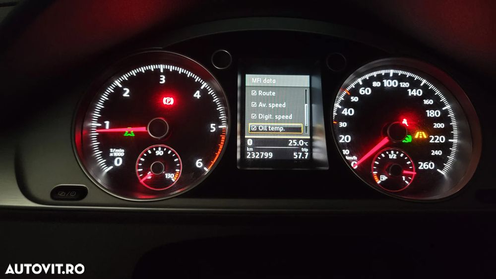 Volkswagen Passat Alltrack 2.0 TDI BMT 4Motion - 16