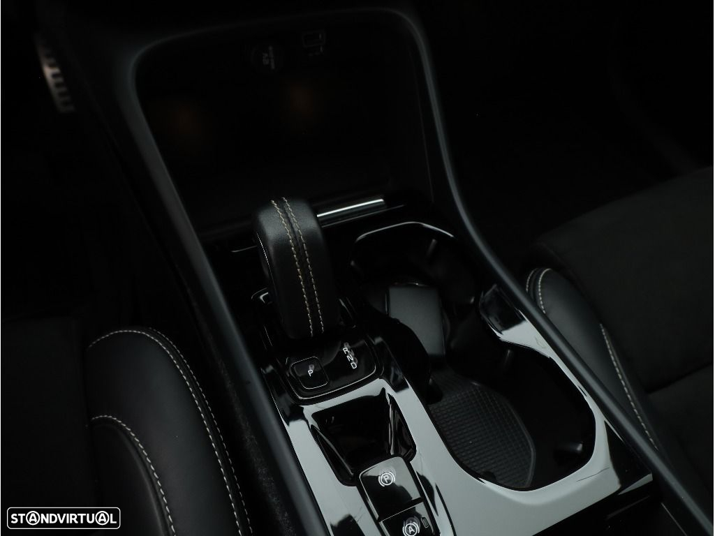 Volvo XC 40 1.5 T5 PHEV R-Design - 20
