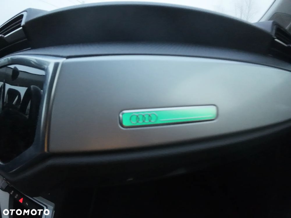 Audi Q3 35 TFSI S tronic - 11
