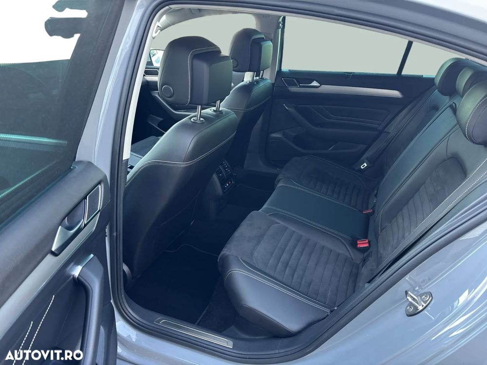 Volkswagen Passat 2.0 TDI SCR DSG Highline - 23