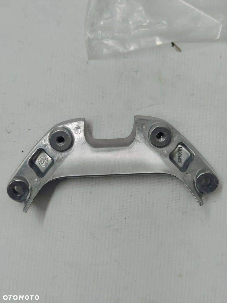 Łącznik Triumph Rocket 3 - 2