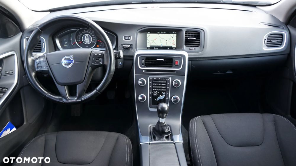 Volvo V60 D2 - 10