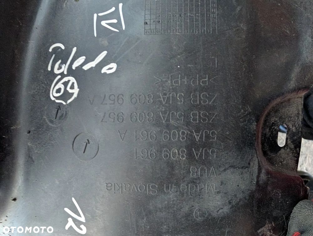 NADKOLE PRZEDNIE LEWE PRAWE SEAT TOLEDO  RAPID  5JA809962 5JA809961 - 7