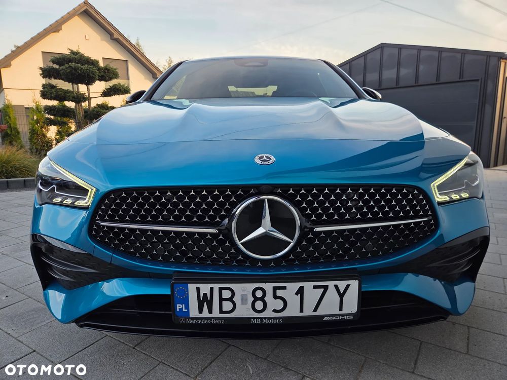 Mercedes-Benz CLA 220 mHEV 4-Matic AMG Line 8G-DCT - 6