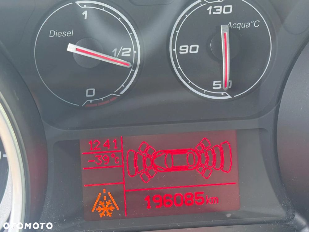 Alfa Romeo Giulietta 2.0 JTDM Distinctive EU6 - 19